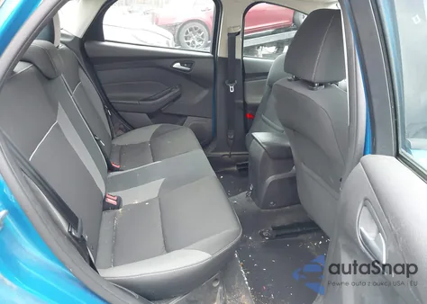 2014 Ford Focus Se z USA, uszkodzony, nr VIN 1FADP3F28EL448635